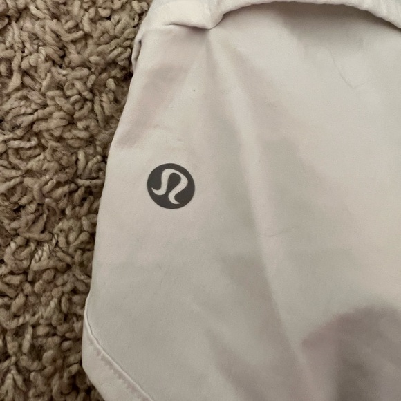 Size 6 White Speed Ups - Picture 2 of 4